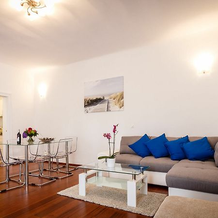 Operngasse Premium In "Your Vienna" Viena Exterior foto